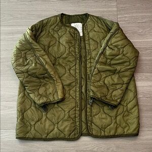 Men’s Vintage, Insulated Olive Green Extreme Cold Weather Hunting Jacket